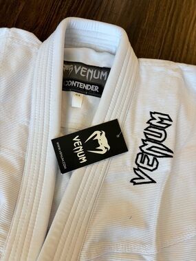 Venum Kids White Jiu-Jitsu Gi - Contender Series